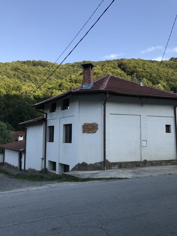 ホテル Yovkovata Kyshta チフリク エクステリア 写真